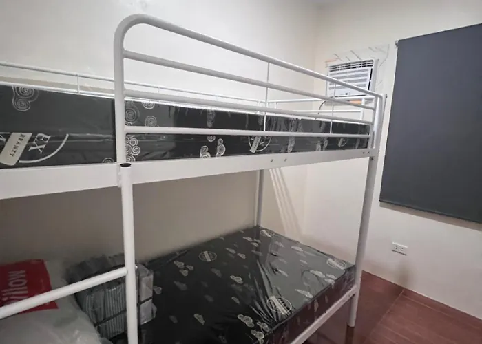 3br Townhouse Perfect For Families, Travelers And Groups Apartment